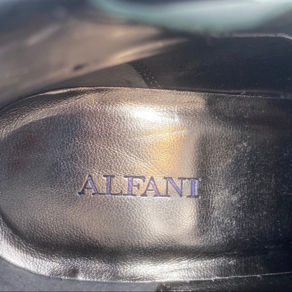 Alfani Darcy Black Kitten Heel Ankle Boots Size 7 - Picture 5 of 7